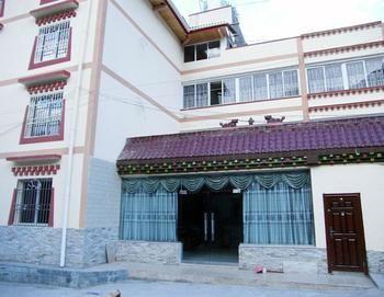 Yixinyuan Hotel Jiuzhaigou Buitenkant foto
